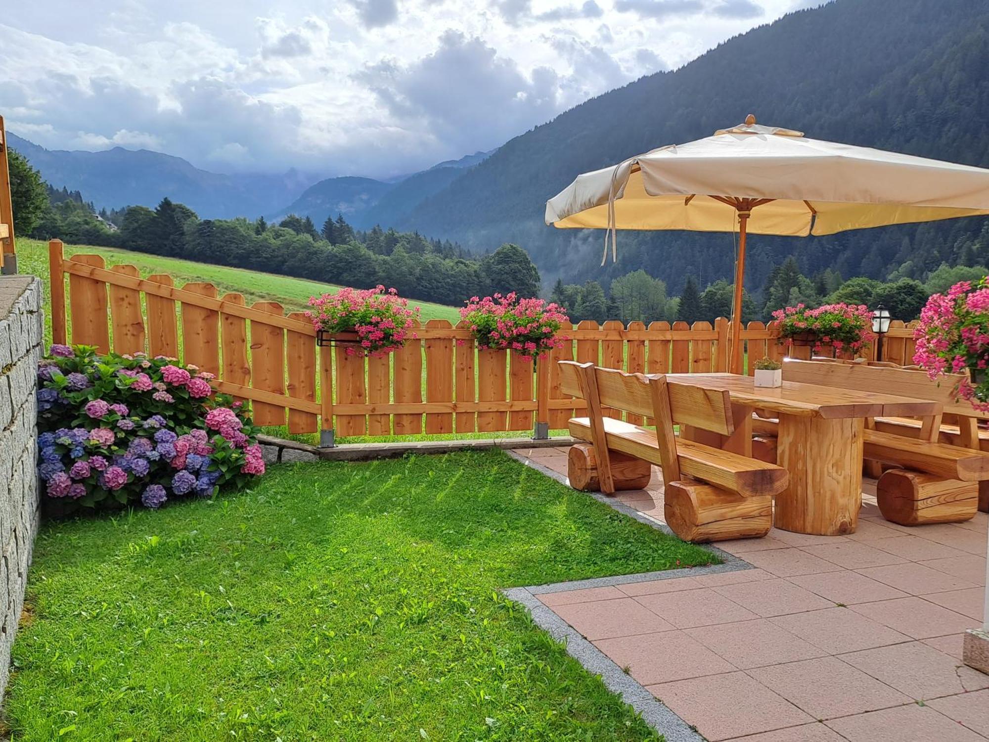 Hotel Garni La Soldanella Madonna di Campiglio Luaran gambar