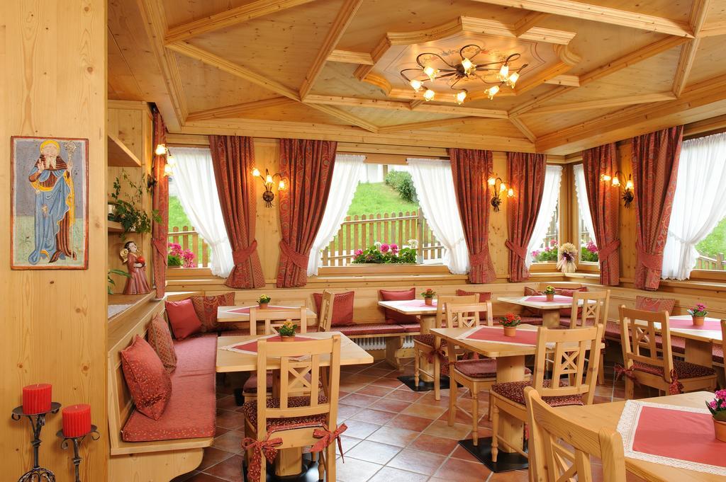 Hotel Garni La Soldanella Madonna di Campiglio Luaran gambar