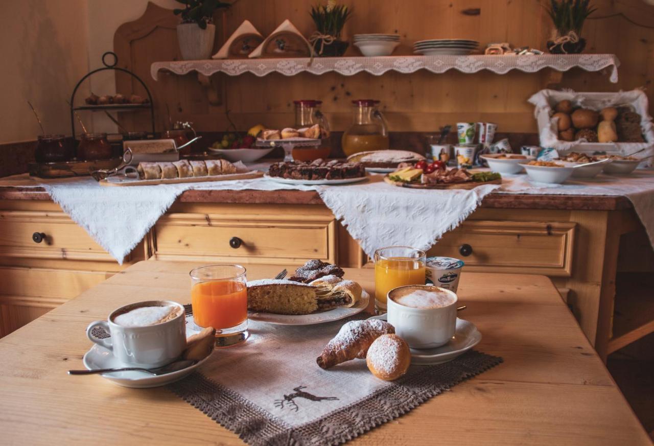Hotel Garni La Soldanella Madonna di Campiglio Luaran gambar